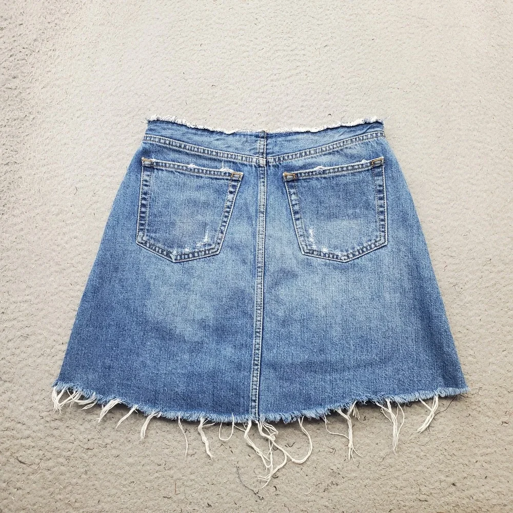 Zara Premium Denim Mini Skirt Womens Medium Blue Distressed Frayed Hem 5-Pocket